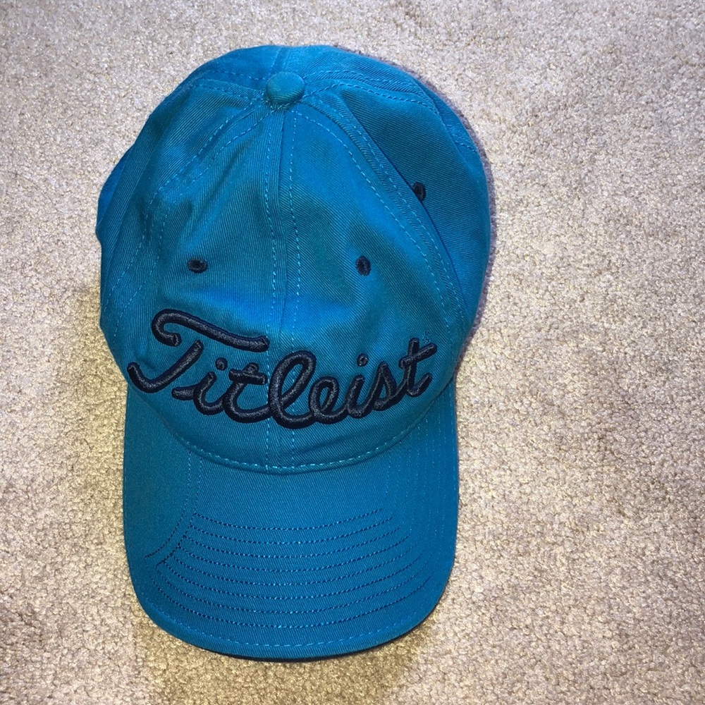 Titleist golf hat